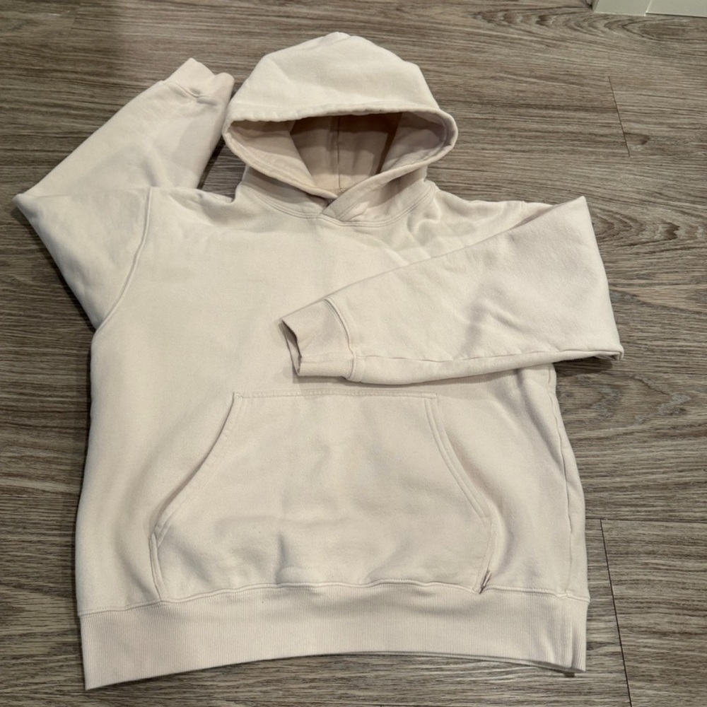 TNA Aritzia Hoodie/Sweatshirt